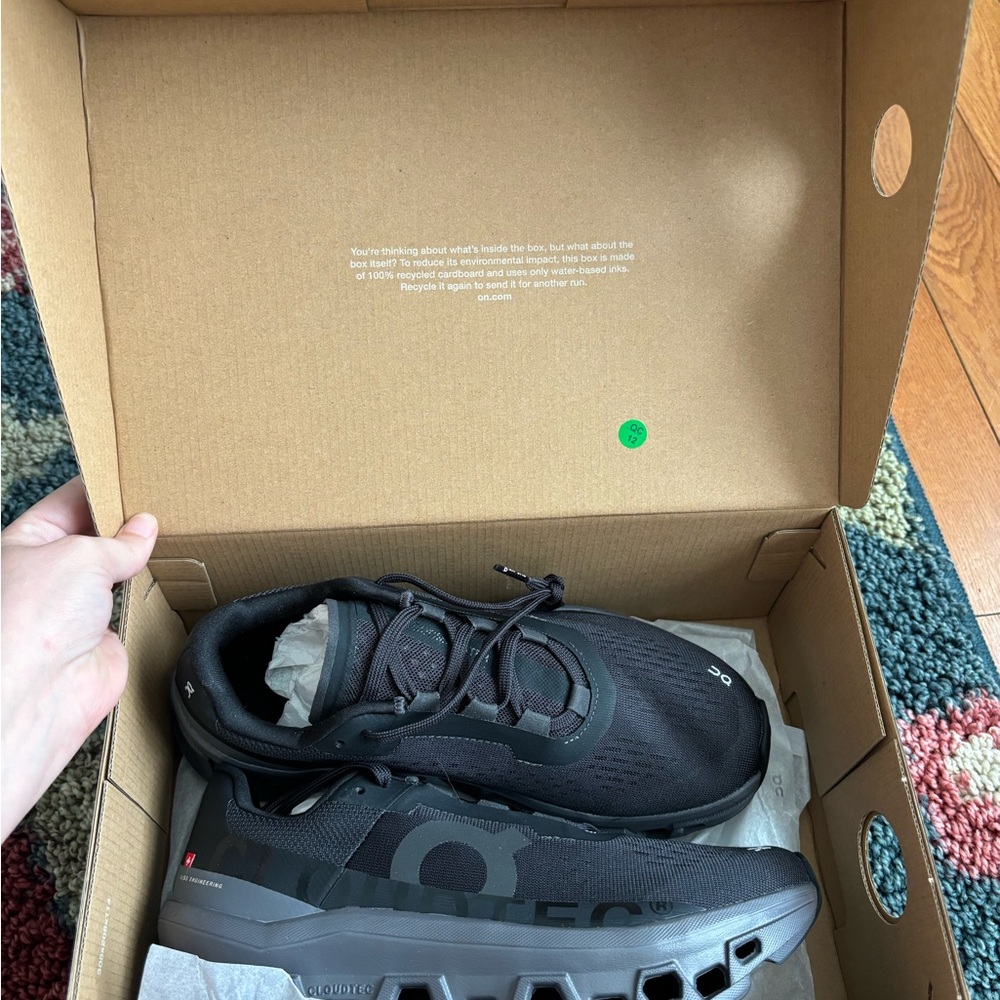 NEW IN BOX - cloudmonster
